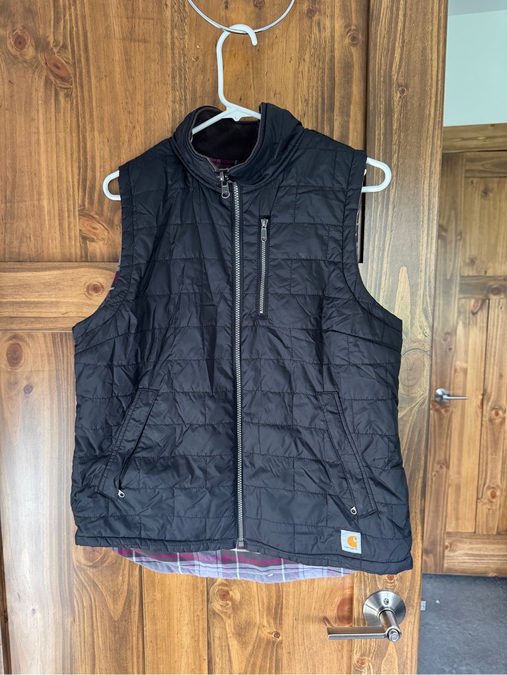 Reversible Carhartt Black Quilted Work Vest with Zippered Chest Pocket